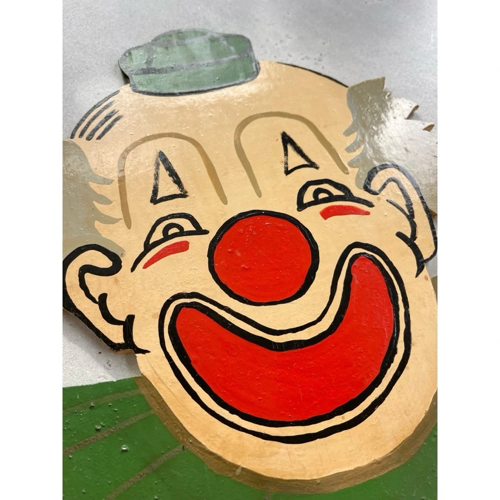 Vintage Wooden Kitschy Clown Wall Hanging Ring Toss Peg Game Novelty Retro Decor